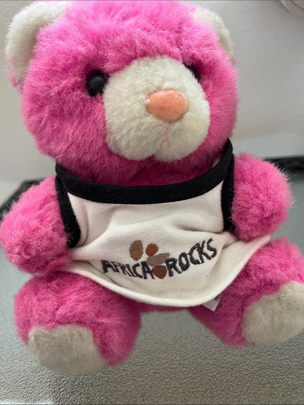 Toy Tee 'Africa Rocks' Tee cute Tee for toys keychain plushies labubu white blk